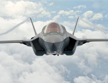 Δείτε πώς κατασκευάζεται ένα μαχητικό F-35 (βίντεο)